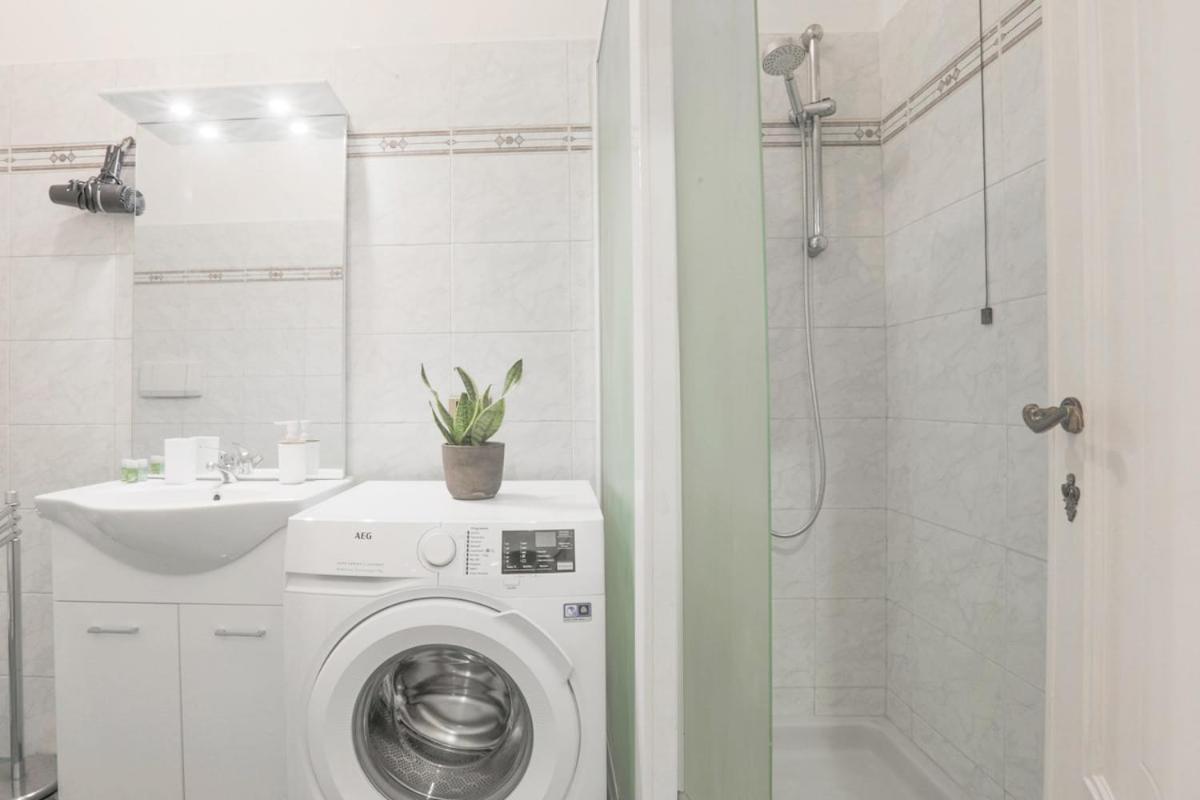 Apartment Free Park A 10 Minuti Dal Centro Di Genua